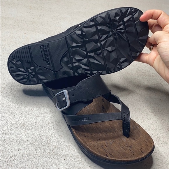 MERRELL last 1 Around Town Thong Buckle Sandals - Picture 4 of 5